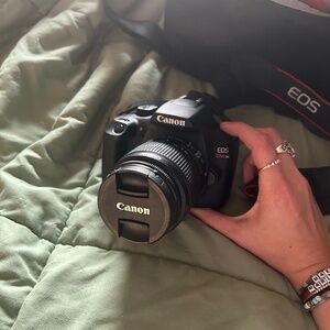Canon EOS Rebel T6